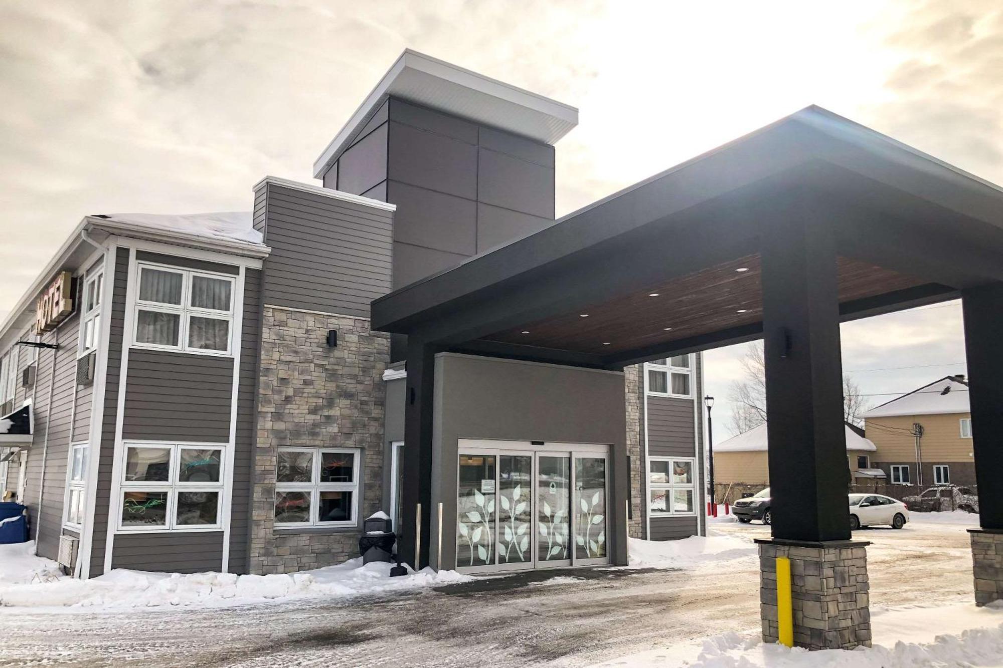 Sleep Inn & Suites Quebec City East Saint-Jean-de-Boischâtel Buitenkant foto